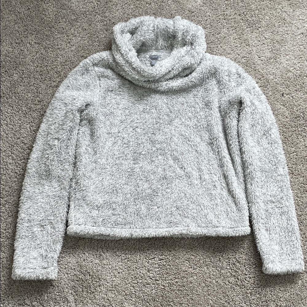 Aerie Soft Gray Cowl Neck Sweater Size Small